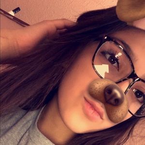 Meet your Posher, Itzel